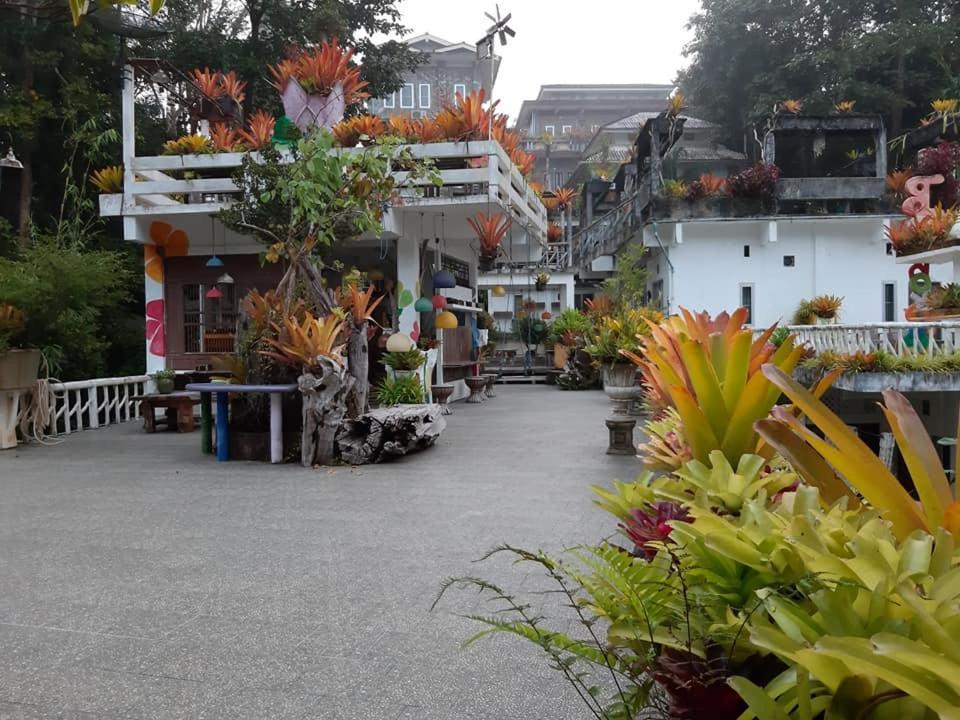 บ้านทอฝัน รีสอร์ต สังขละบุรี ภายนอก รูปภาพ
